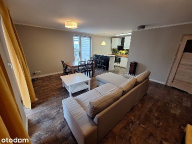 52 m2 z balkonem w cichej okolicy Bielan Wr., blisko basen Ślęża