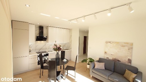 W trakcie remontu / ul.Urzędnicza / 3 pokoje / 50,50M2 / wysoki parter