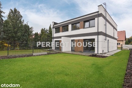 Przeźmierowo nowoczesny bliźniak gotowy ogród