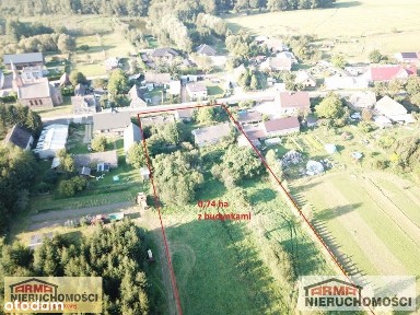 Nieruchomość Z Zabudowaniami W Karkowie