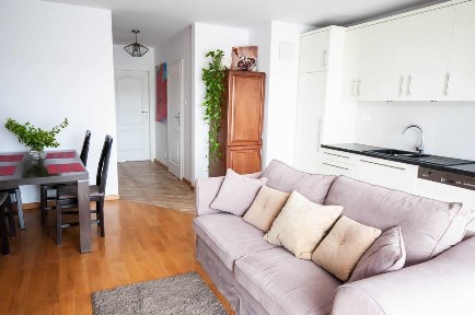 Bezpośrednio 50m2, klimatyzacja, 100m do stacji Metra Bródno