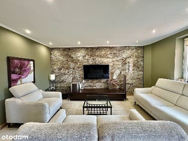 Dom piętrowy w zab. bliźniaczej o pow. 203m2, Os. Winiary