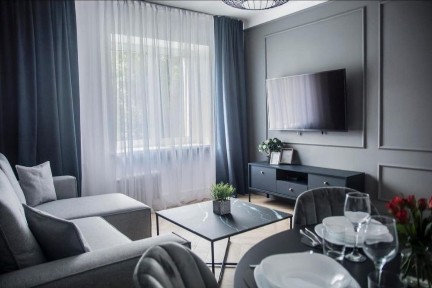 Stylowe mieszkanie Al. Racławickie/Poniatowskiego