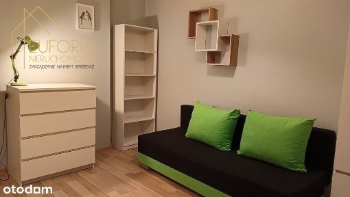 Pokój w mieszkaniu kilkupokojowym Wojska Polskiego