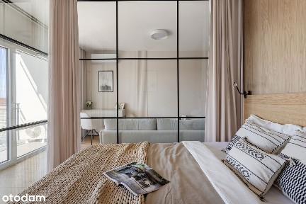 DRZWI OTWARTE 05.12. | Stylowe M z przeszkloną sypialnią i garderobą