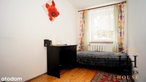 Cztery niezależne pokoje w niskim bloku