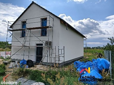 Dom w stanie deweloperskim w Ochli