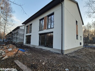 Nowoczesne domy z fotowoltaiką i klimatyzacją - blisko szkoła i PKP