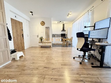 Ładna kawalerka, miejsce parkingowe! super stan!