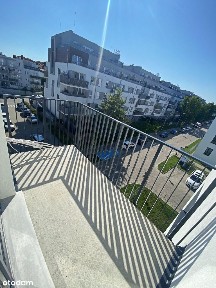 Nowoczesna kawalerka z balkonem w centrum Piaseczna blisko PKP