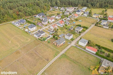 Nowoczesny dom wolnostojący w spokojnej okolicy