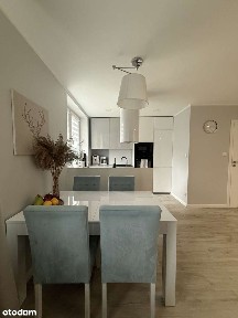 51m2 + loggia / garderoba / parter / prywatny parking / centrum