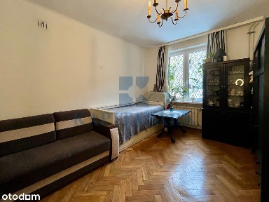 Kawalerka 35,49m2 | kamienica | Plac Hallera | parter |