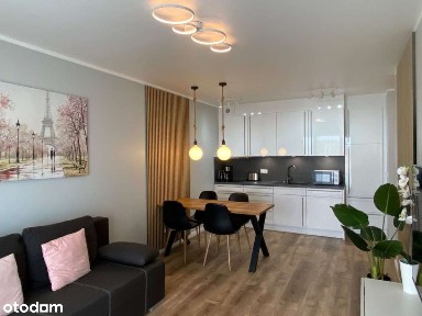 NIŻSZA CENA-65 tys.! Sun Towers-apartament.