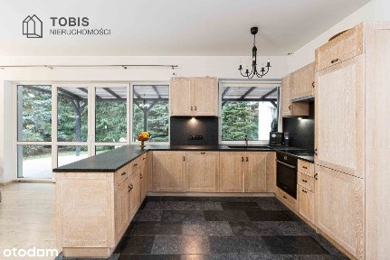 Rodzinny, Duży Dom W Tarnowie Podgórnym