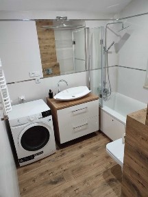 Sprzedam apartament nad jeziorem Sajmino, Winda,duże balkony,plaża.