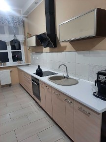 Mieszkanie w bloku 61m2 Aleja Broni.