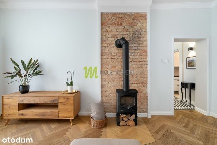 Pięknie utrzymane, gotowe do wejścia, parkiet