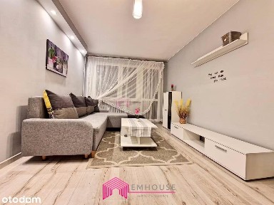 Trzypokojowe z balkonem i pięknym widokiem.