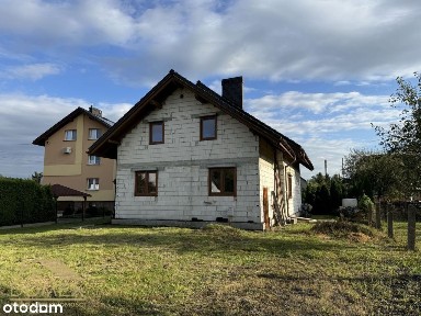 Dom do wykończenia, dobra lokalizacja!