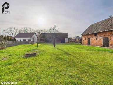 Działka z domem i gospodarstwem rolnym