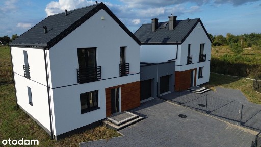 Dom, 124.0 m², Uwieliny