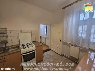 Nieduże dwupokojowe mieszkanko w centrum