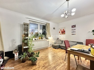 38m | 2 pokoje | duży balkon | komórka | garaż