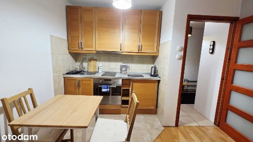 Kawalerka z wydzieloną sypialnią. Blisko centrum.