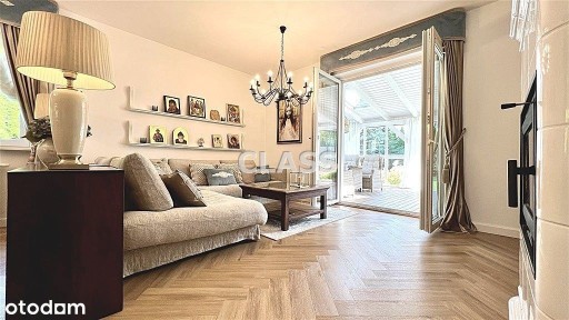 Luksusowy dom w Niemczu z dużym garażem