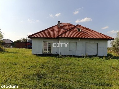 Dom, 127,47 m², Węgry