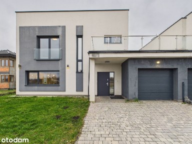 Nowoczesny dom z ogrodem i tarasem - Pruszków