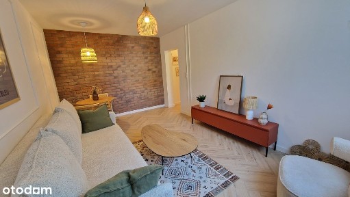 Świeżo wyremontowane *wysoki standard *winda