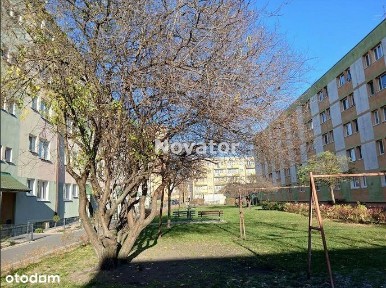 M-3 na 4-piętrze w bloku 34m2 na Błoniu.