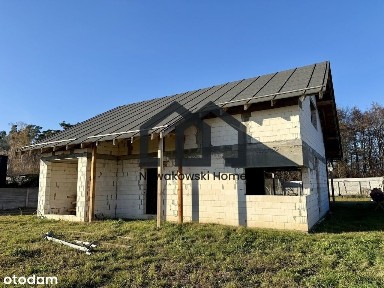 Dom w stanie surowym w urokliwiej lokalizacji!