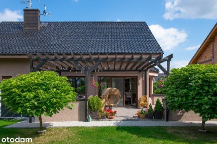 Dom Wolnostojący z Lokalem Usługowym - Komorniki, ul. Wiosenna