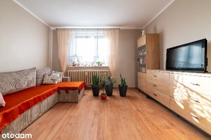 Duże, przestronne mieszkanie przy ul. Leszczyńskiej.