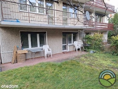 Dom dwurodzinny ( 2 odrębne mieszkania ) na działce 330 m2
