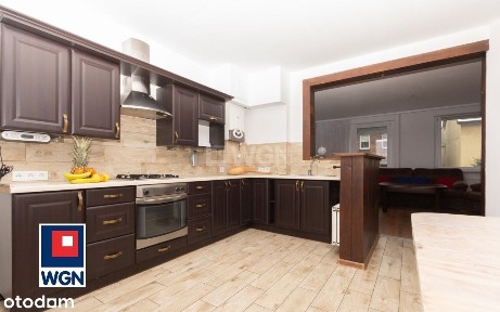 Wyjątkowy, niezależny lokal z własnym ogrodem i parkingiem.