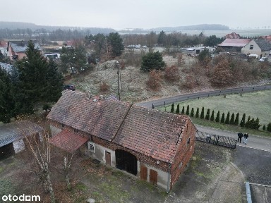 Wyjątkowa nieruchomość z potencjałem - dom z 2 garażami 17ar działka