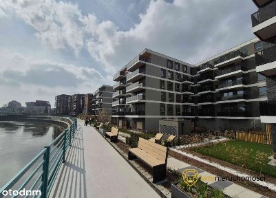 Widok na Odrę | Premium | 2 piętro z balkonem