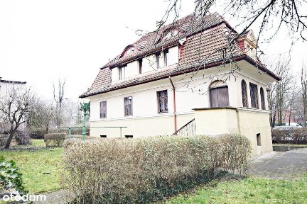 Willa poniemiecka w Darłowie 350 m2