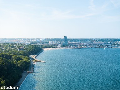 NOWY 2 pok. apartament w Centrum Gdyni + 2 miejsca parkingowe w cenie