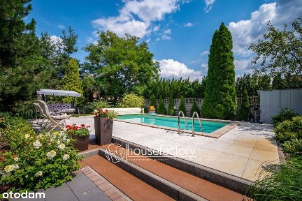 Malowniczy dom w cichej i spokojnej okolicy