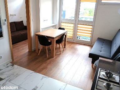 28,5 m2, 2 pokoje, klimatyzacja, centrum, po remoncie