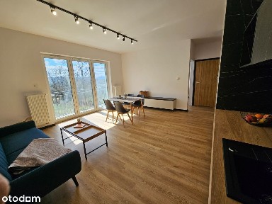 Nowoczesne mieszkanie Tessin Park 45m z balkonem