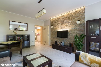 Przestronne mieszkanie 2 pokoje z miejscem parkingowym na posesji