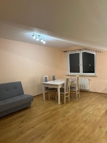 3 pokojowe mieszkanie, parking podziemny.