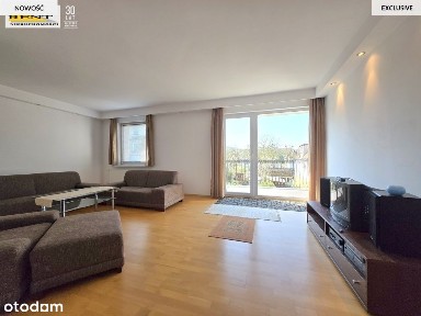 Część domu, piwnice, garaże, magazyn, Podjuchy