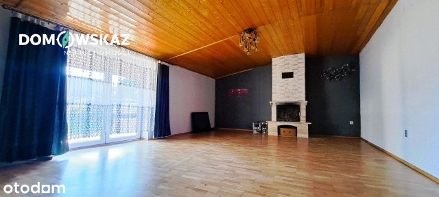 Dom z lokalem usługowo-handlowym